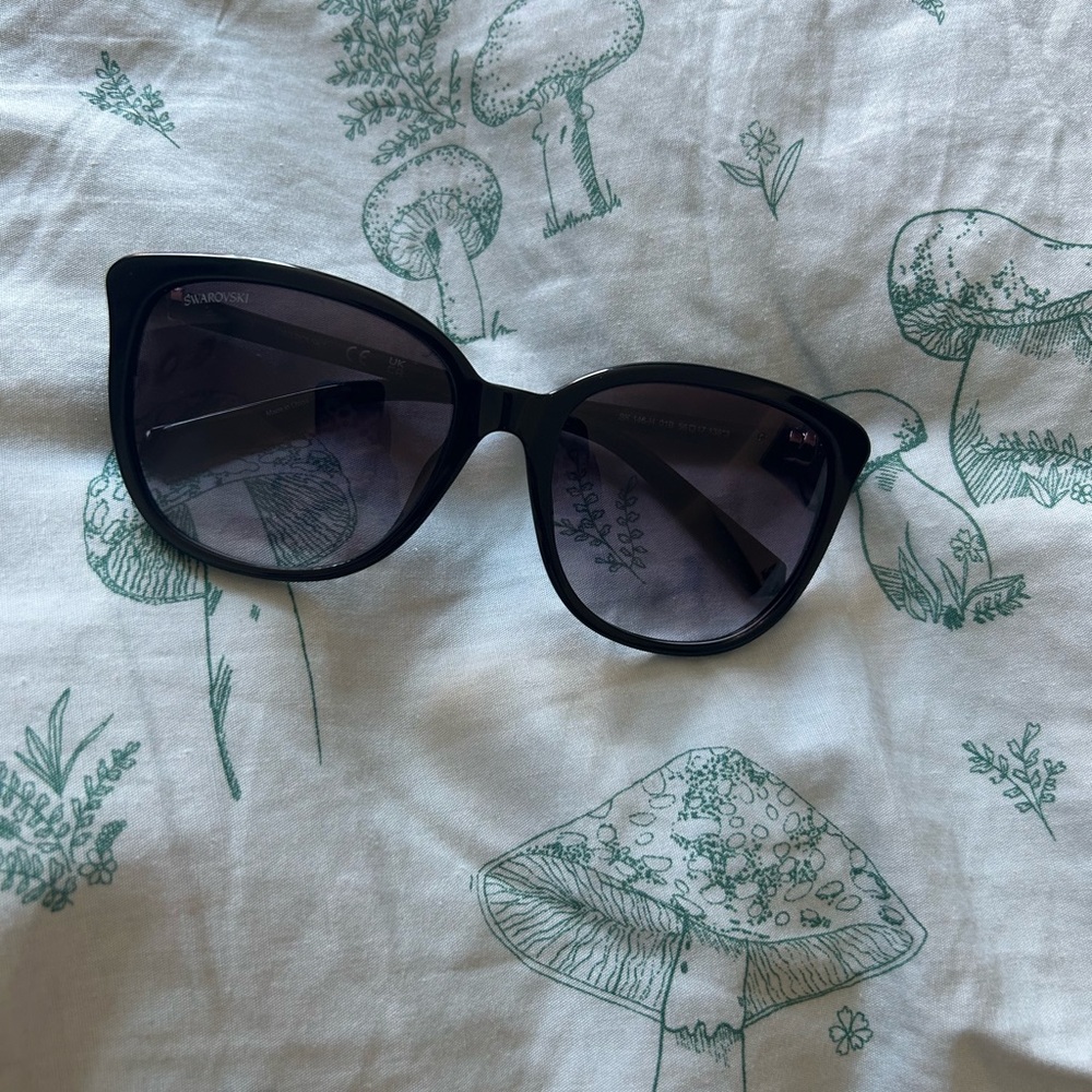 SWAROVSKI SUNGLASSES